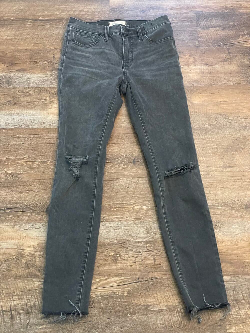 Madewell distressed black 9" high rise skinny jean size 25